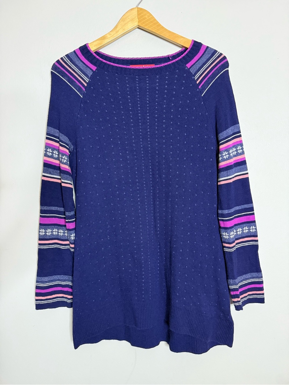 Krimson klover Women’s M Sweater Tunic Navy Blue With Pink Nordic Detail